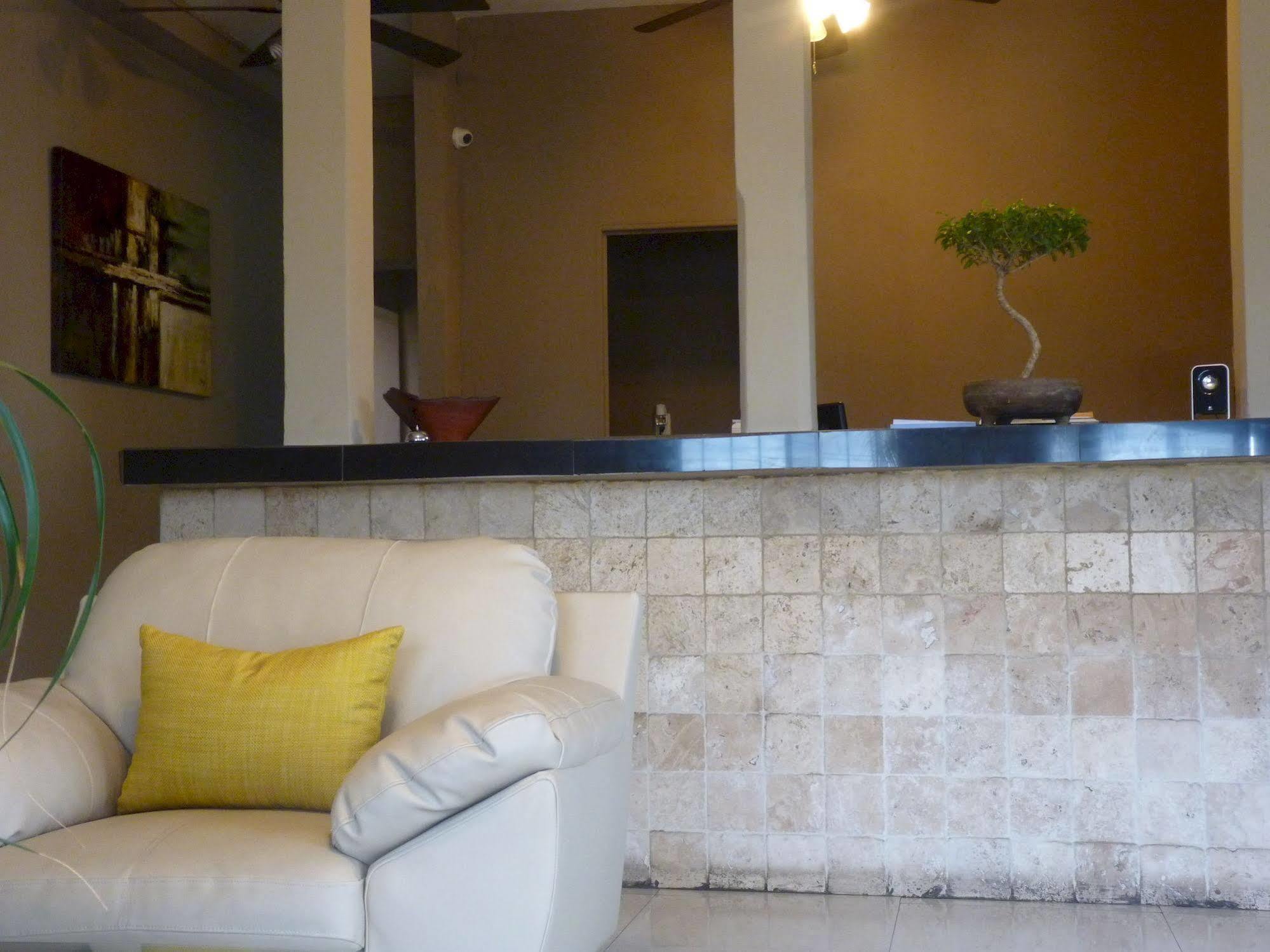 Hotel Don Carmelo Манагуа Экстерьер фото
